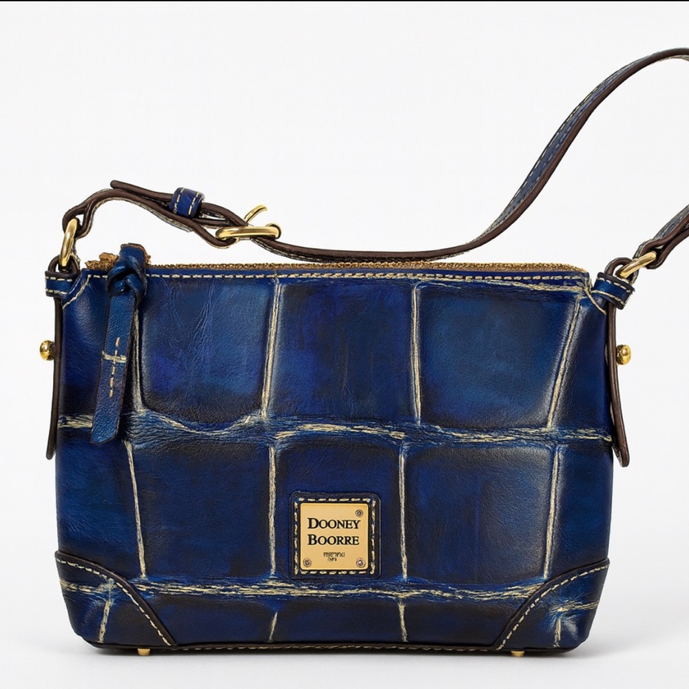 Vintage vibrant Dooney and bourke small shoulder bag